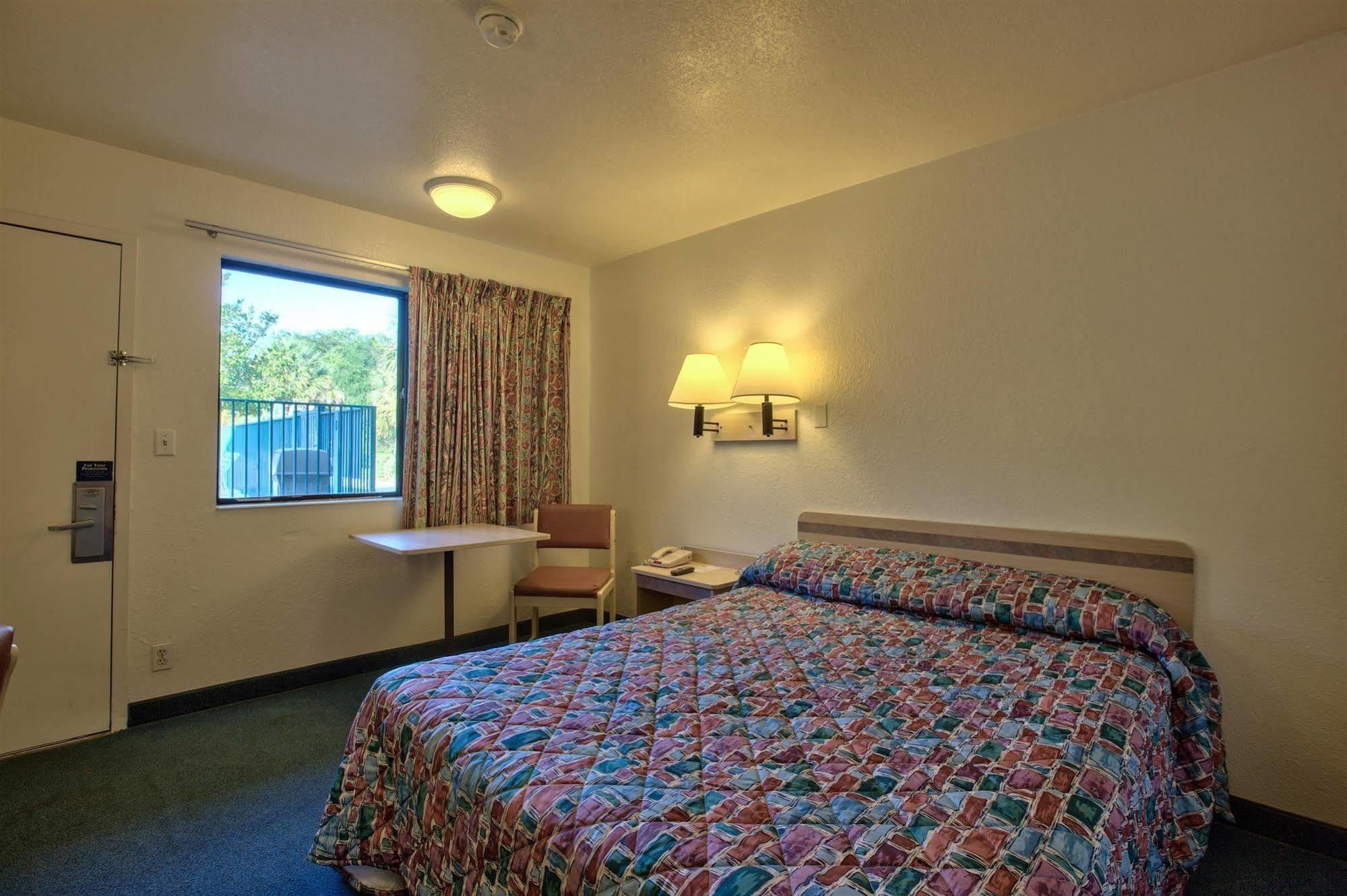 Motel 6-Valdosta, GA - University Esterno foto