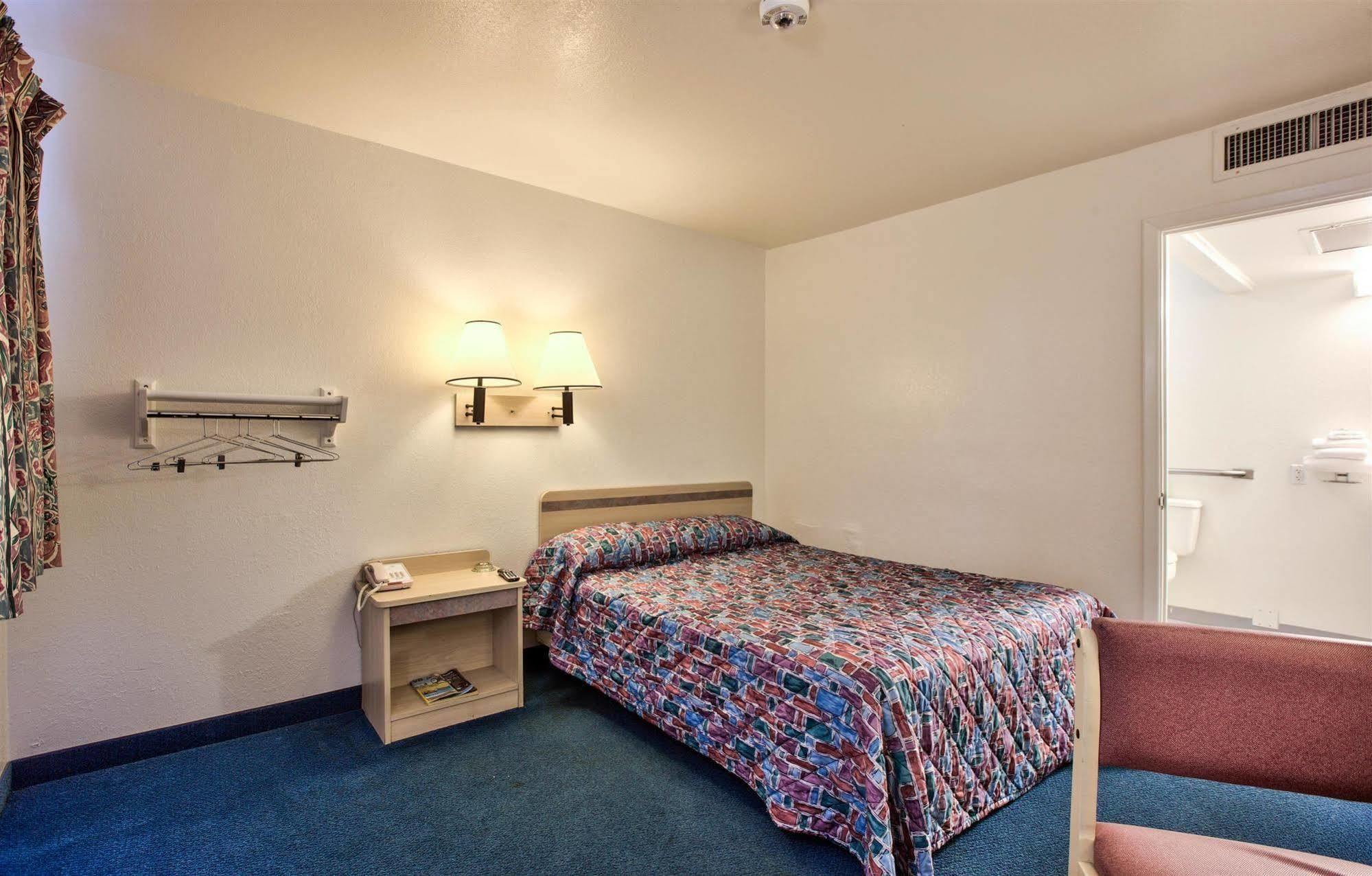 Motel 6-Valdosta, GA - University Esterno foto